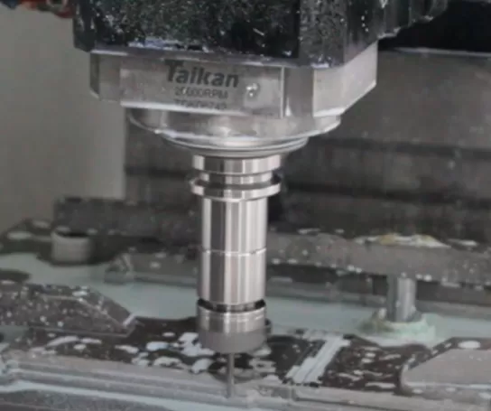 Vidéo sur le traitement du centre d'usinage de forage et de palpage T-500B